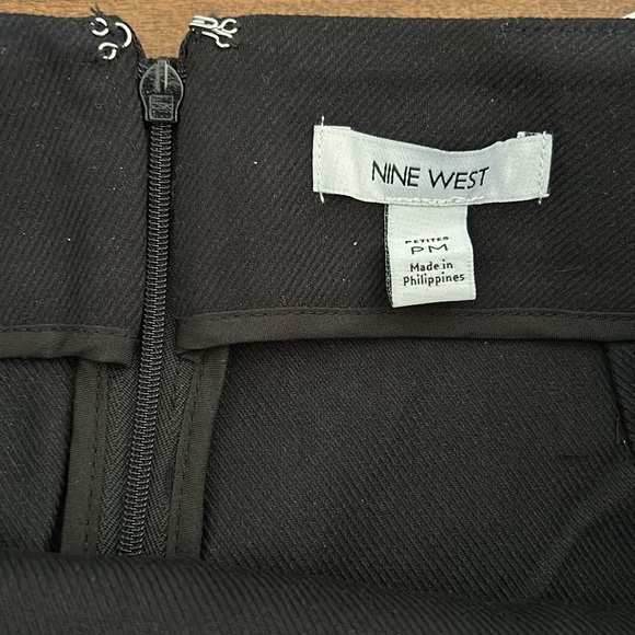 🎈3/$25🎈HP🎈NWT Nine West Self Belt Mini Skirt - Picture 5 of 6